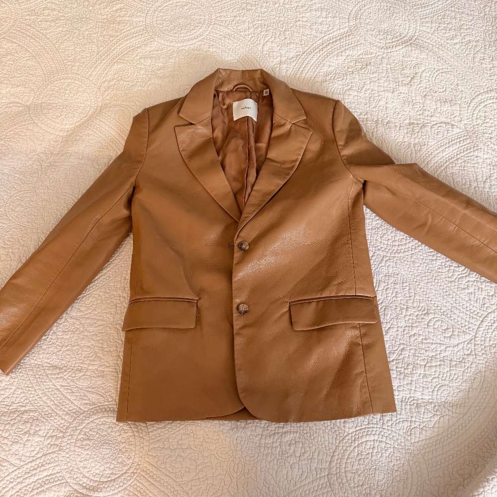 LEATHER BLAZER